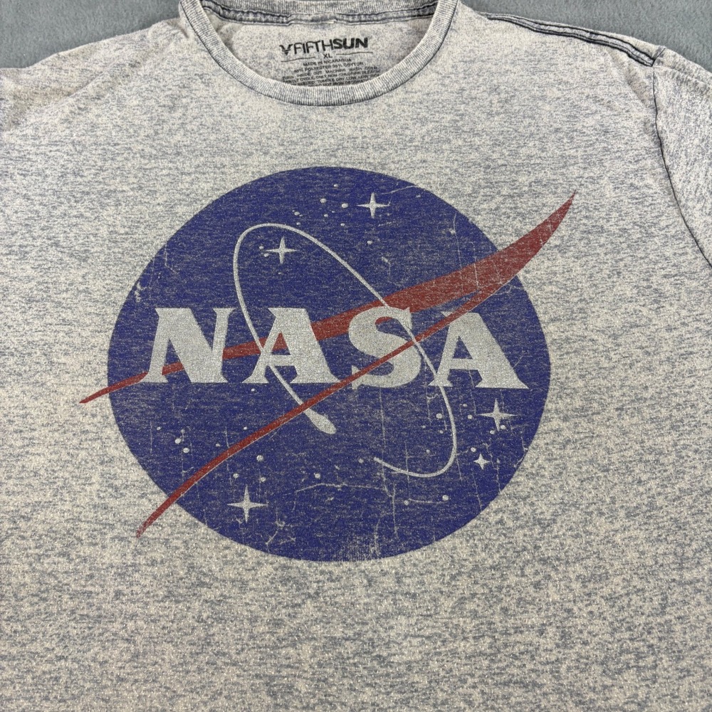 Fifth Sun NASA Logo Graphic T-Shirt Mens XL Gray Heather Short Sleeve Crewneck